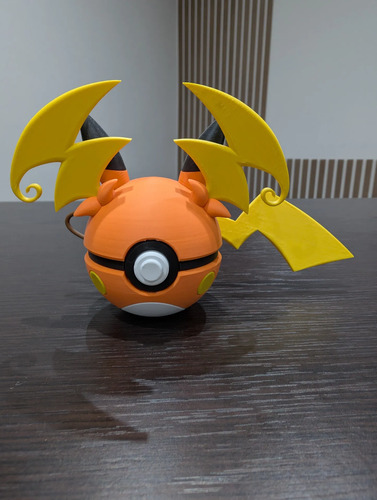 Pokebola Pokémon Mega Raichu Y Impresa 3d Coleccionable, vista 4