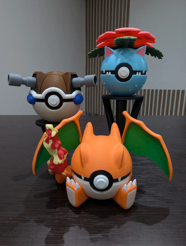 Pokebola Pokémon Charizard Blastoise Venusaur Figura 3d