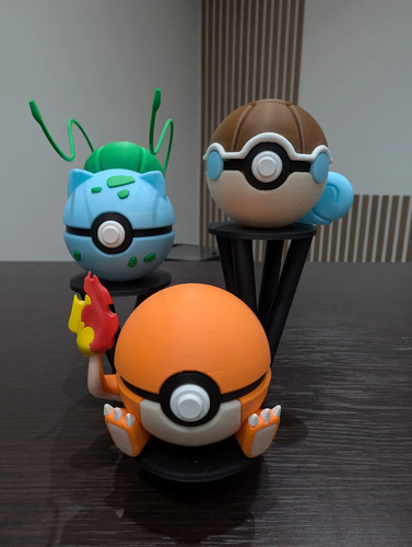Pokebola Pokémon Charmander Squirtle Bulbasaur Figura 3d, vista 2